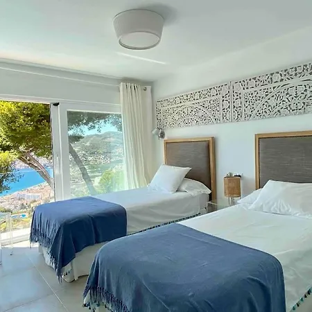 Casa Mare Nostrum: Heated Pool Stunning Views Villa